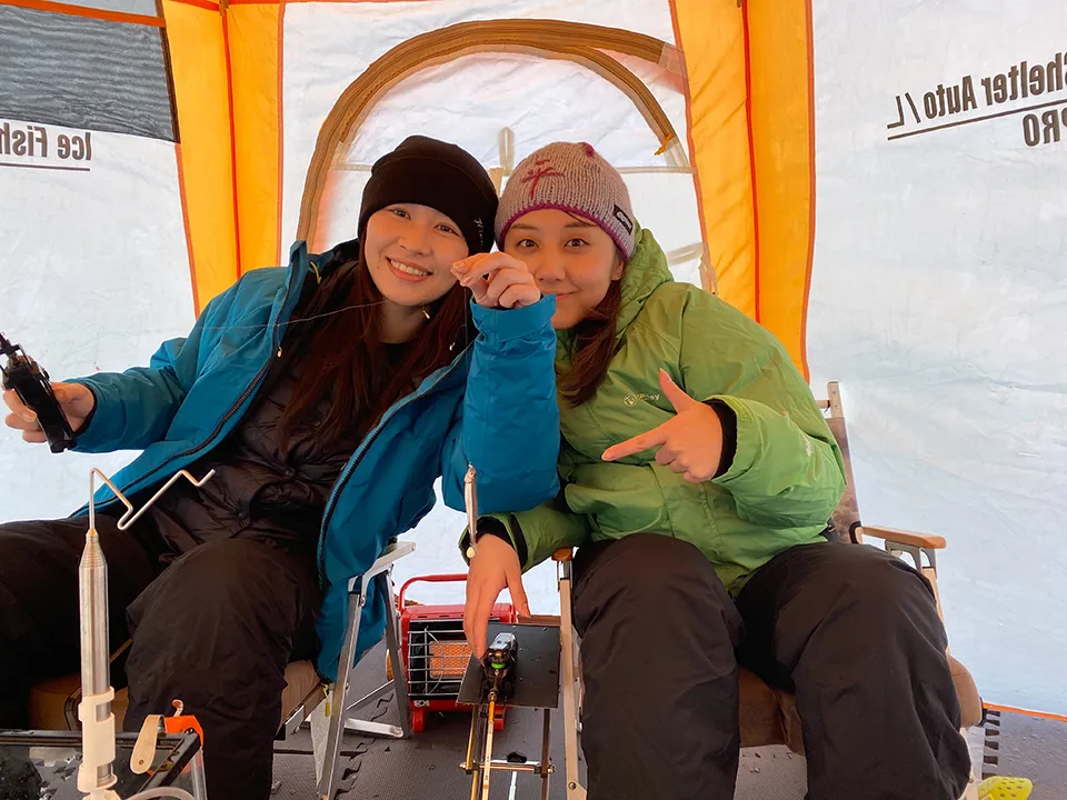 冬の金山湖 絶景 ワカサギ釣りポイント